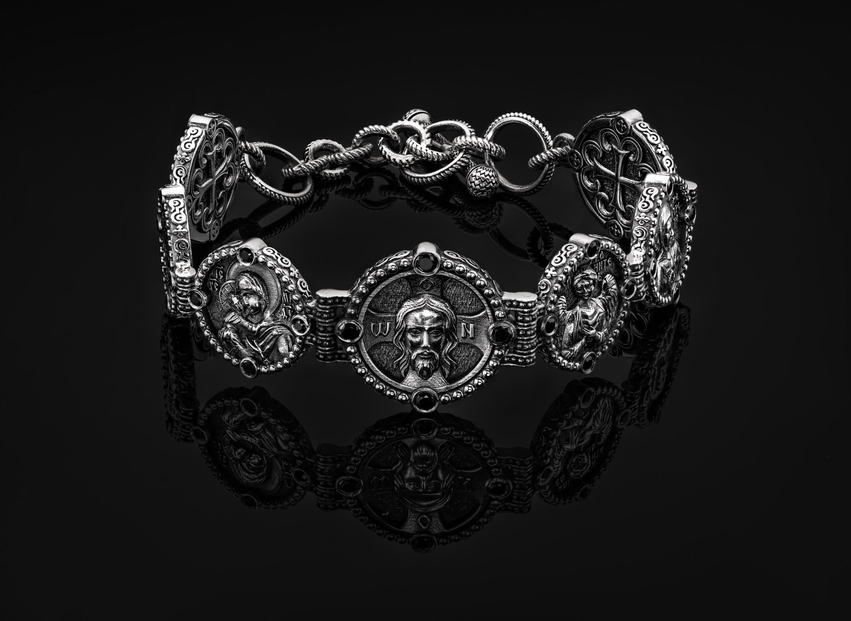 Какие бывают православные браслеты и как их носить