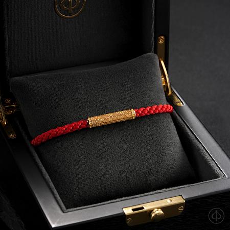 Браслет из золота 750 на красном шнуре Арт.069